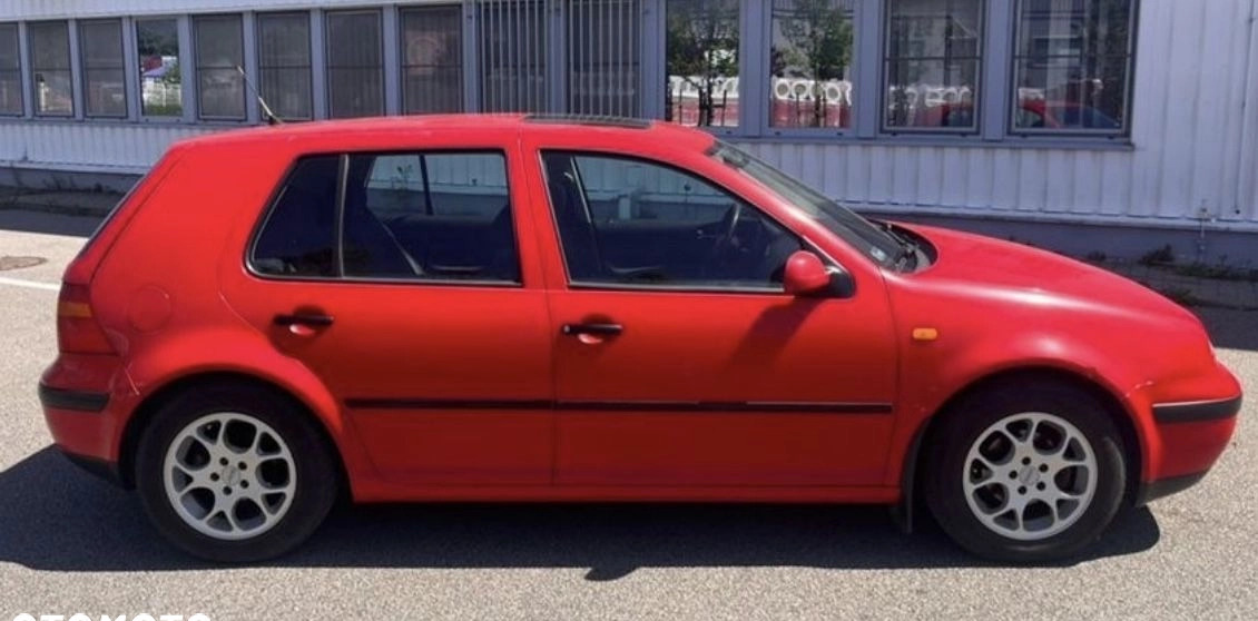 Volkswagen Golf cena 6500 przebieg: 202800, rok produkcji 1999 z Koszalin małe 29